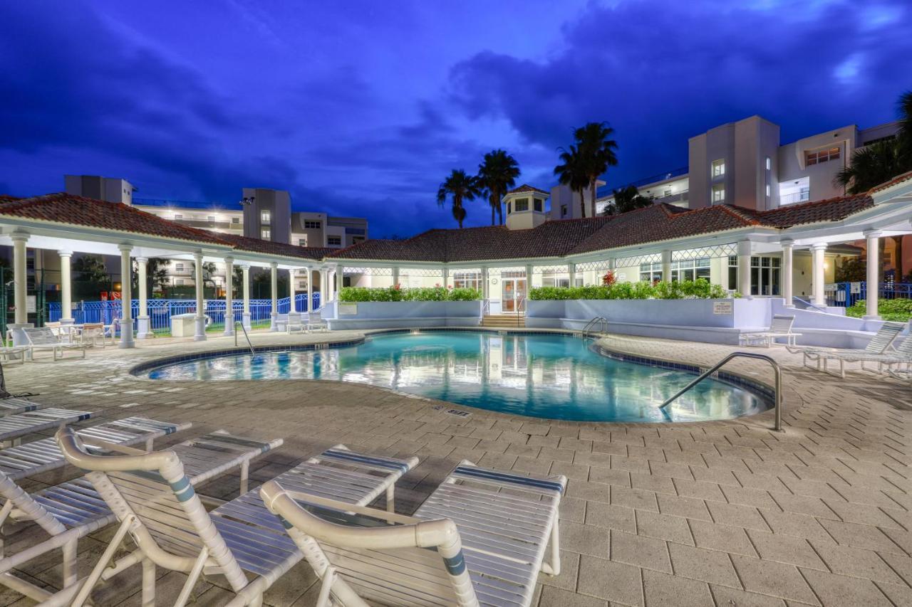 Oceanwalk Condos Bethune Beach Kültér fotó