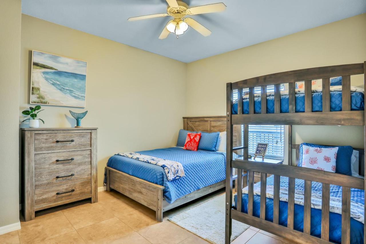 Oceanwalk Condos Bethune Beach Kültér fotó