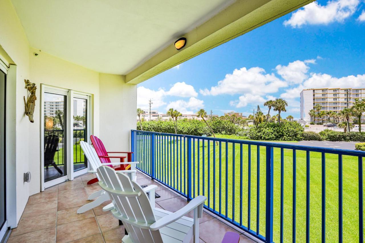 Oceanwalk Condos Bethune Beach Kültér fotó