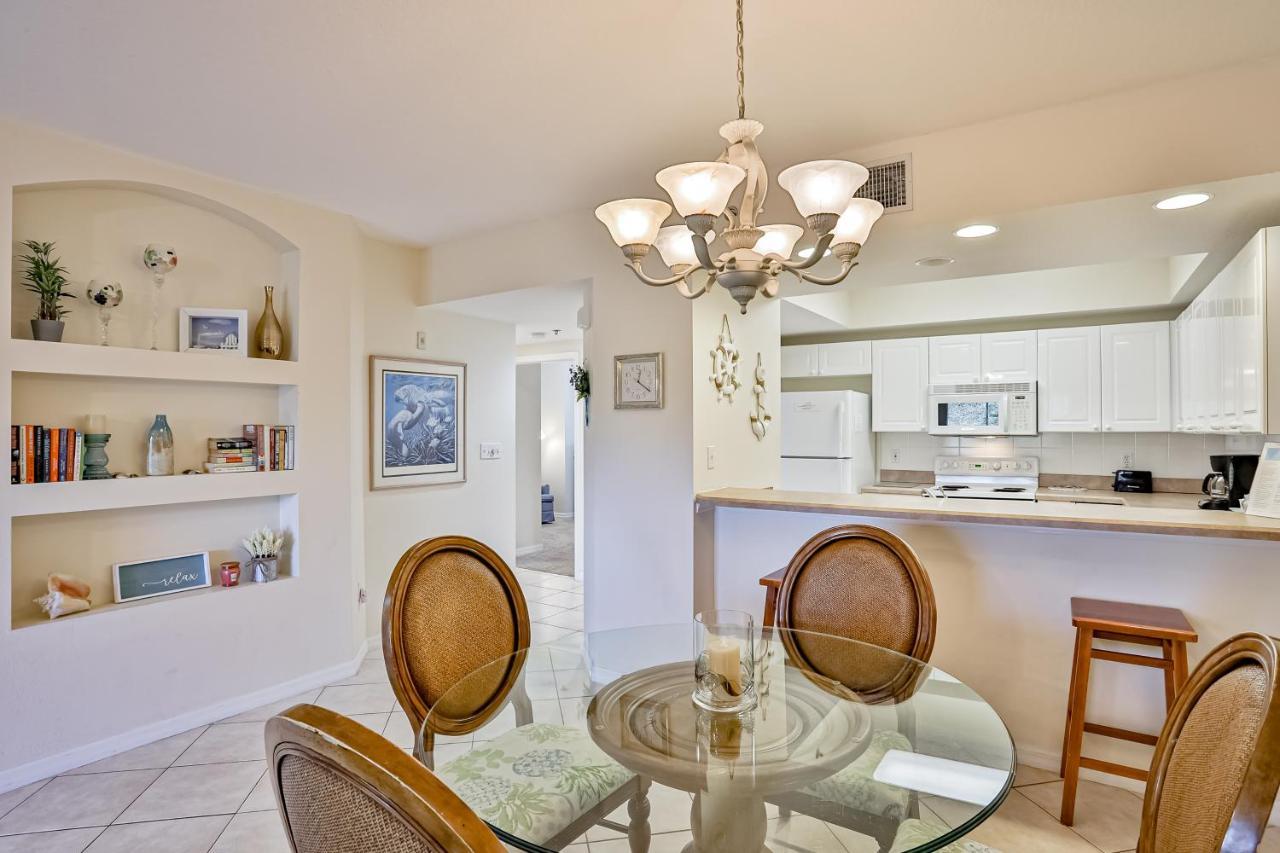 Oceanwalk Condos Bethune Beach Kültér fotó